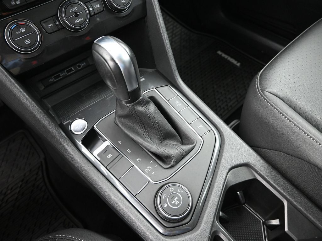 2020 Volkswagen Tiguan 2.0T SEL