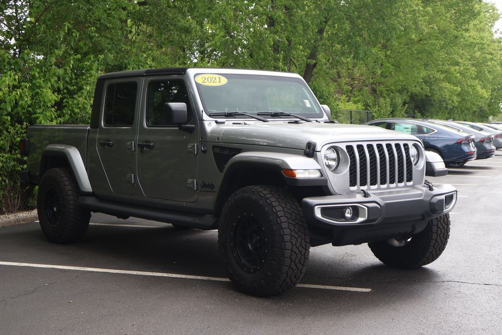 Thumbnail: 2021 Jeep Gladiator - 13
