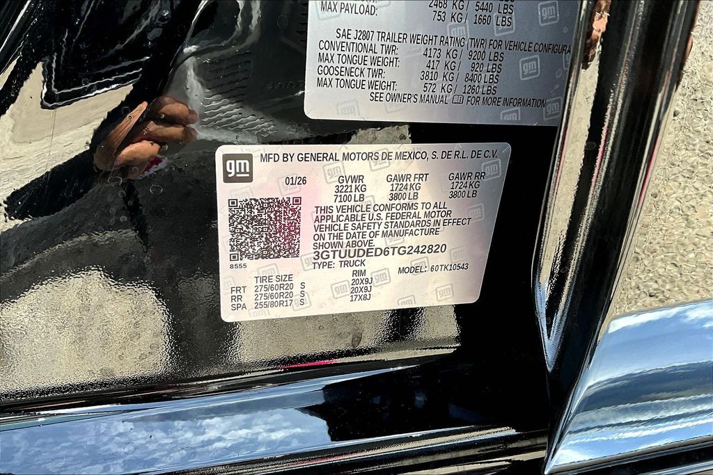 2026 GMC Sierra 1500 SLT - 8
