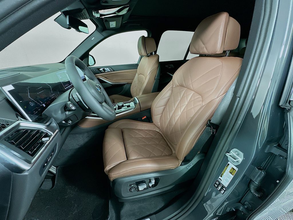 Thumbnail: 2026 BMW X5 - 16