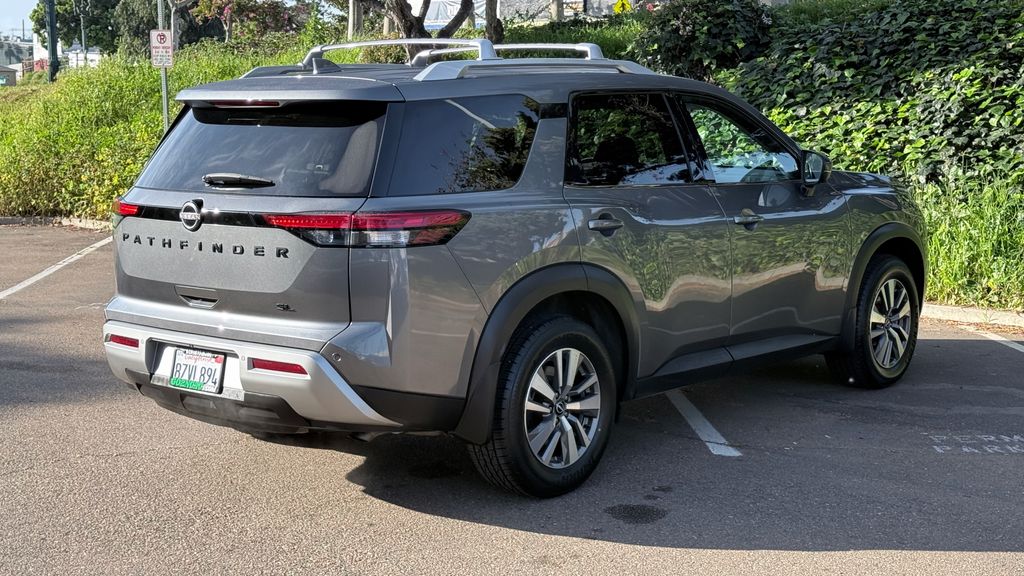 Used 2022 Nissan Pathfinder SL 4D Sport Utility