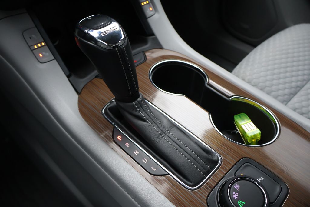 Thumbnail: 2019 GMC Acadia - 20