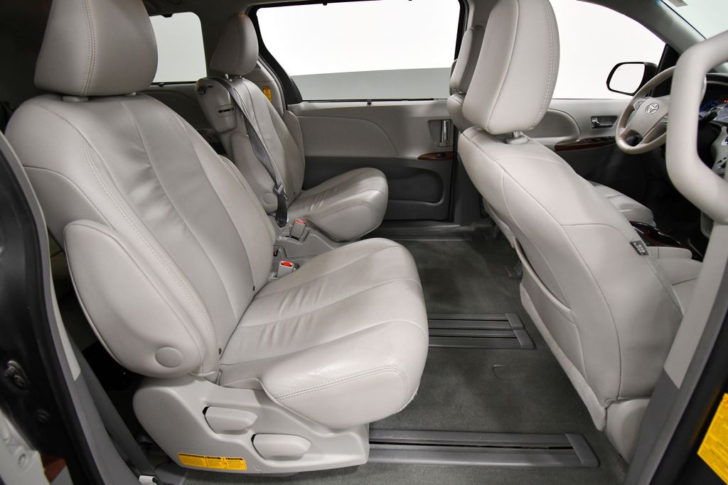 Used 2014 Toyota Sienna Van