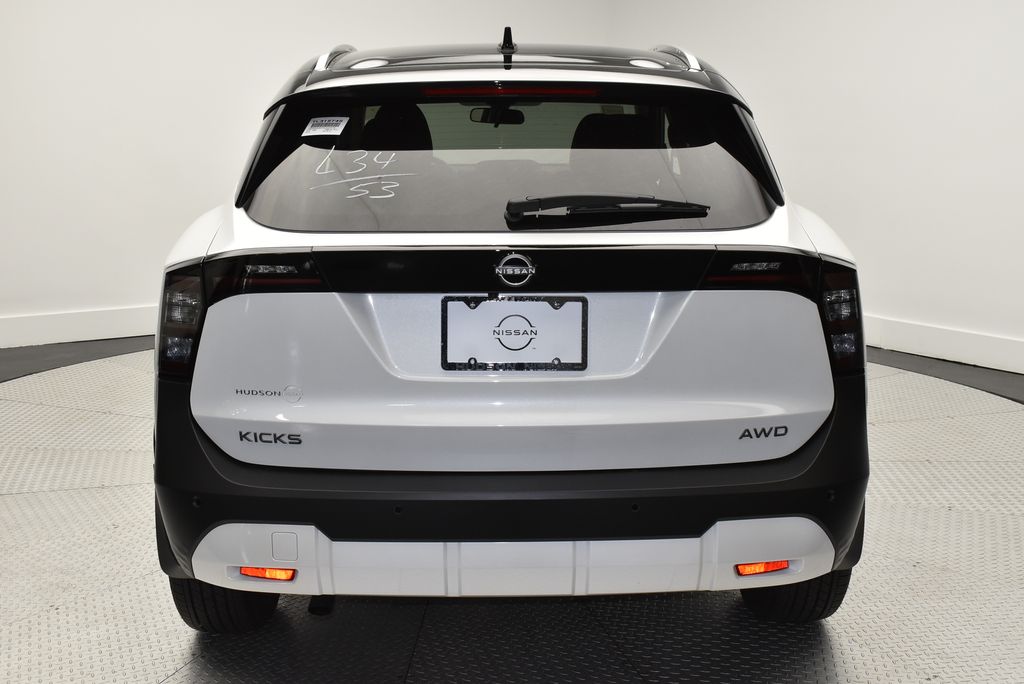 Thumbnail: 2026 Nissan Kicks - 6