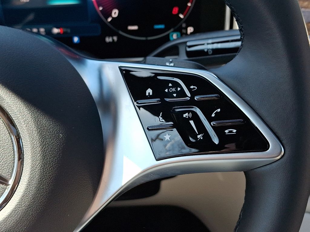 Thumbnail: 2026 Mercedes-Benz GLC - 16