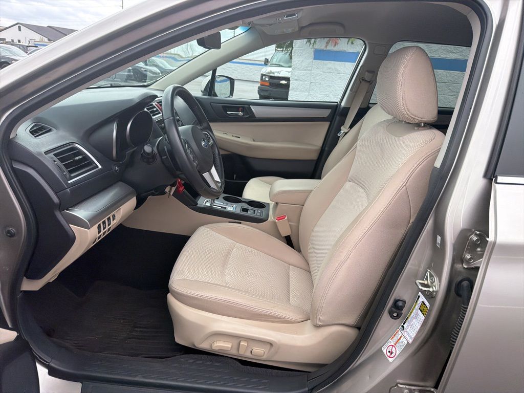 Thumbnail: 2017 Subaru Outback - 16