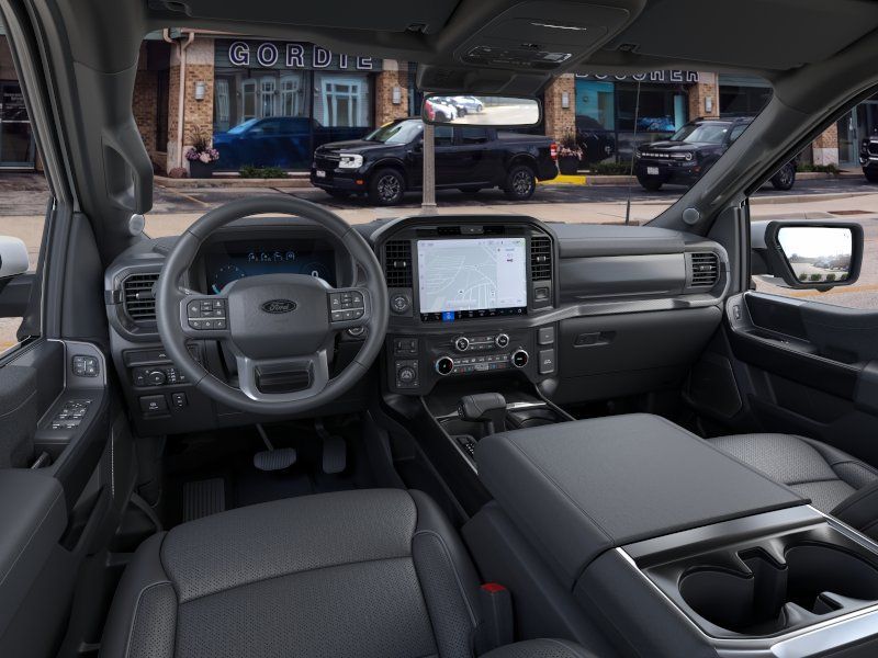 New 2026 Oxford White Ford Lariat image 9