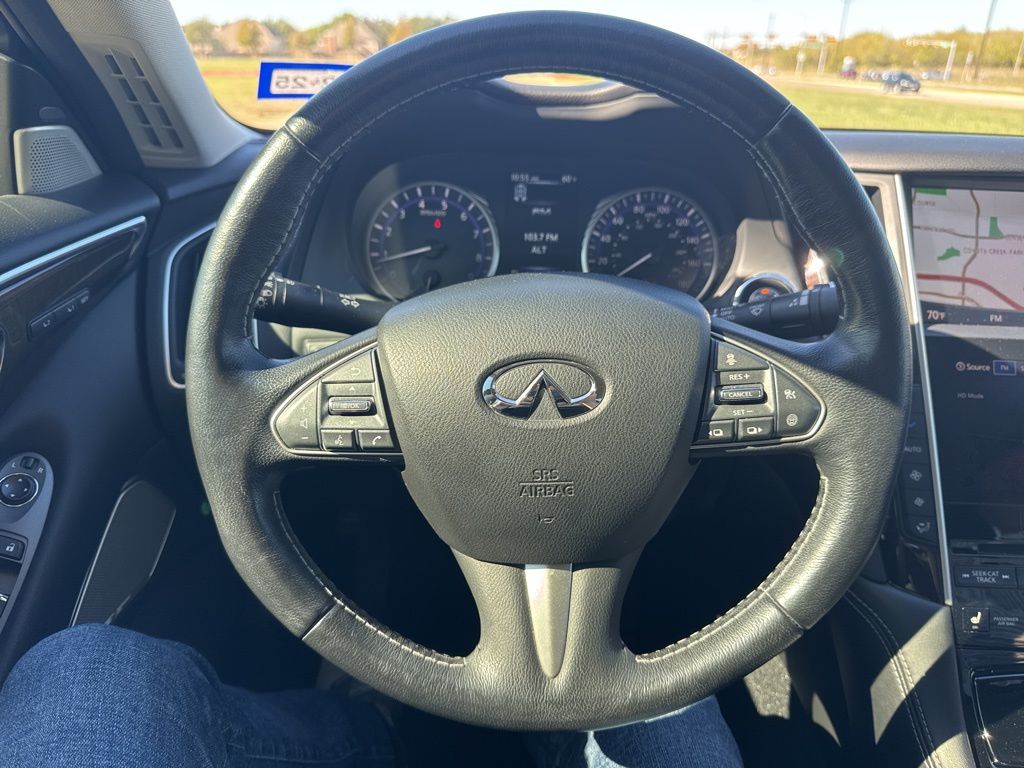 2017 INFINITI Q50 3.0t Premium 32