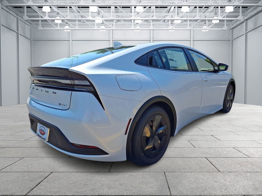 Thumbnail: 2025 Toyota Prius - 3