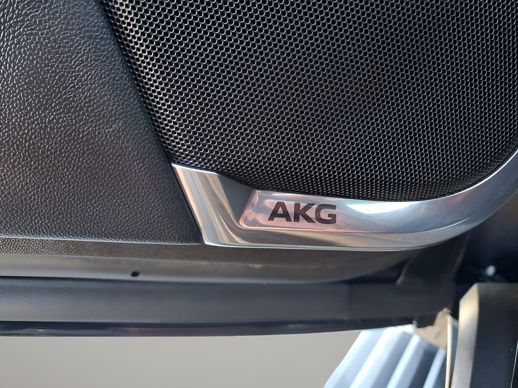 Used Car 2023 Cadillac Escalade  V-series For Sale Under $120,000 In Austin, Texas