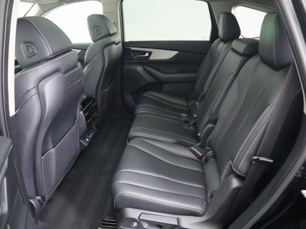 Thumbnail: 2023 Acura MDX - 22