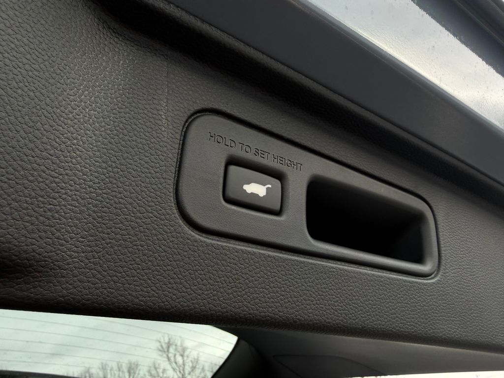 Thumbnail: 2026 Honda Pilot - 24