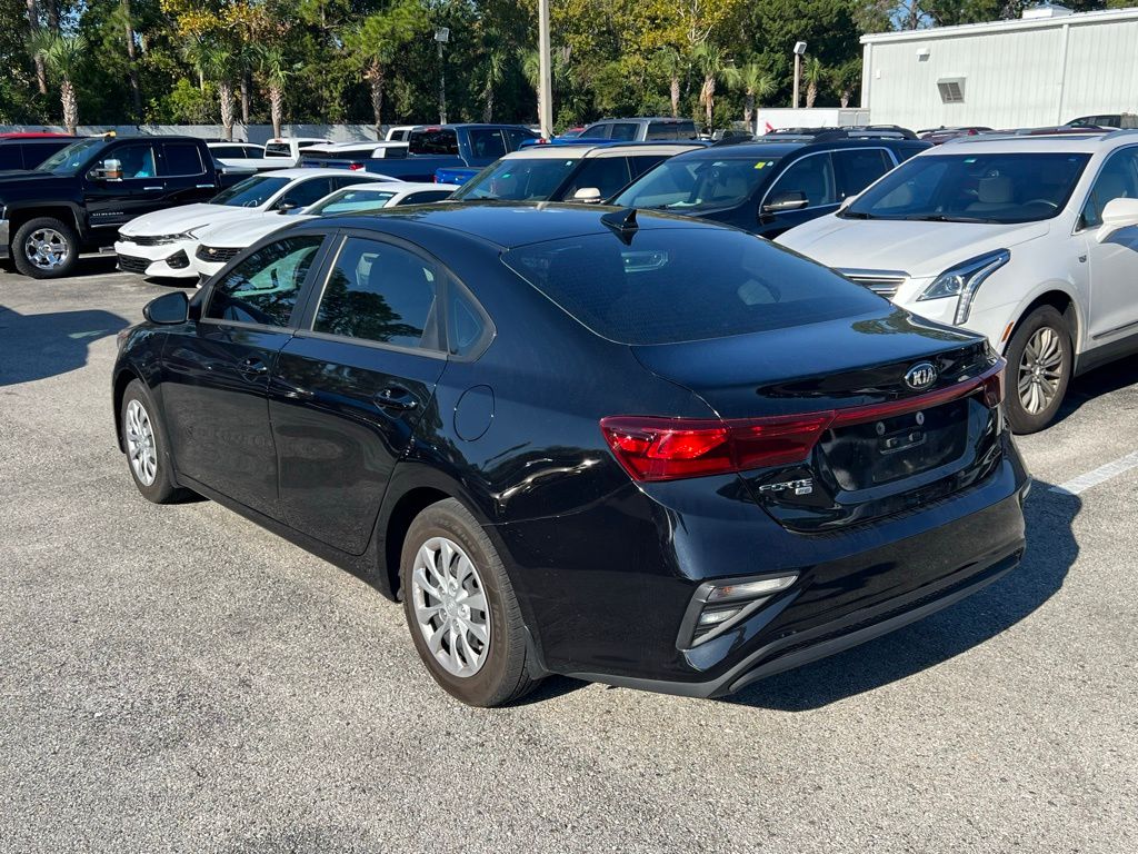 2021 Kia Forte FE 4