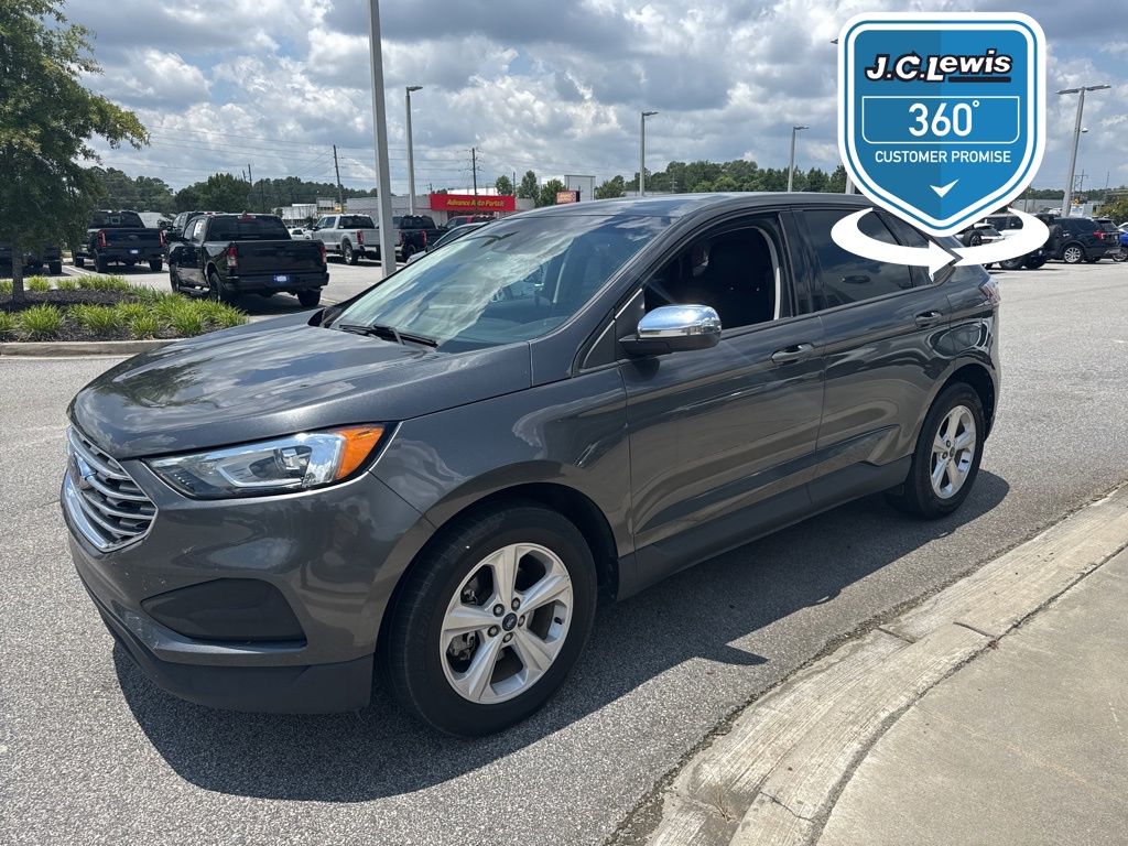 2020 Ford Edge SE