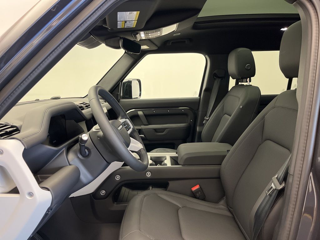 Thumbnail: 2025 Land Rover Defender - 11