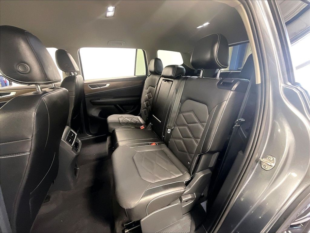 2024 Volkswagen Atlas — photo 15