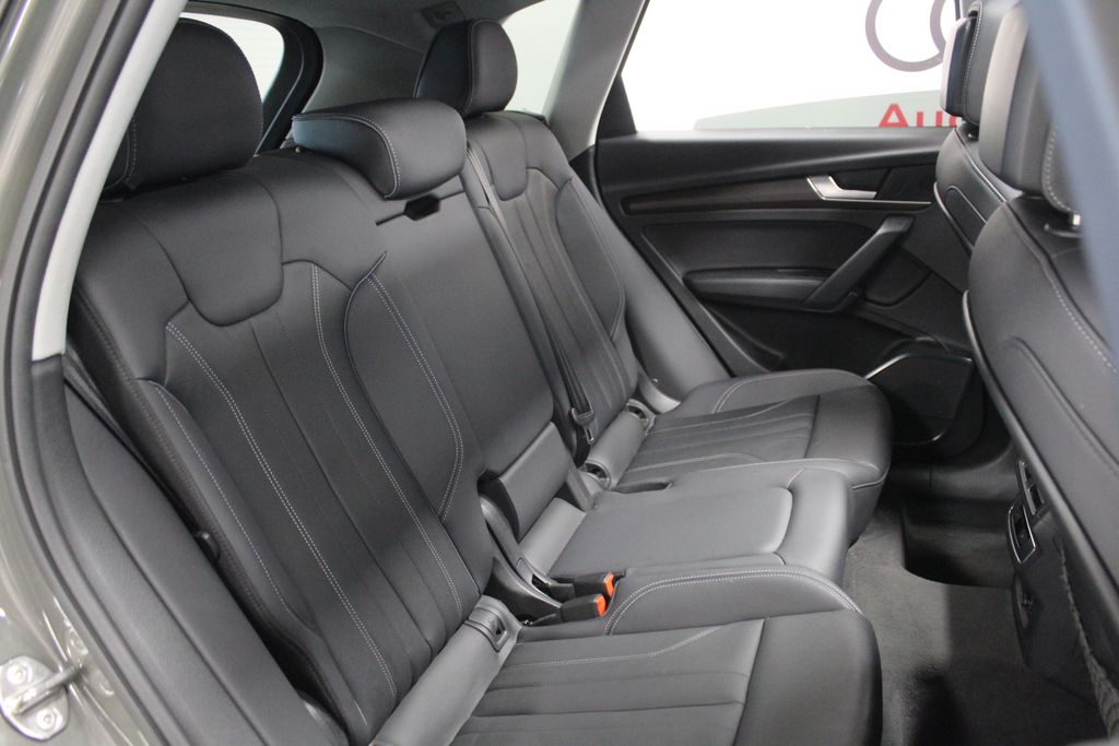 Thumbnail: 2024 Audi Q5 - 29