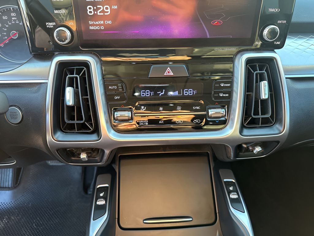Used Car 2022 Kia Sorento Hybrid  Ex For Sale Under $30,000 In Austin, Texas