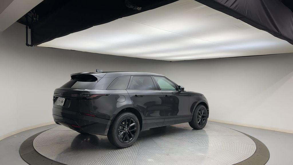 2025 Land Rover Range Rover Velar Dynamic SE 8
