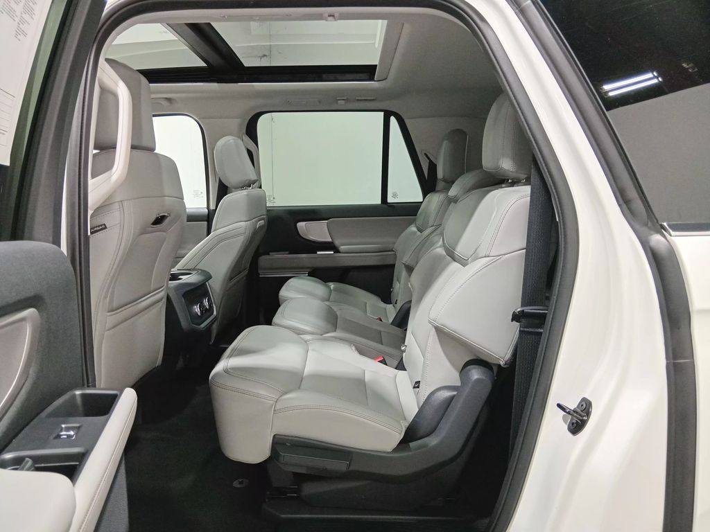 2025 Ford Expedition Active MAX