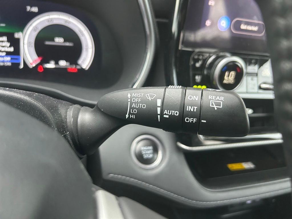 Thumbnail: 2024 Toyota Highlander - 22