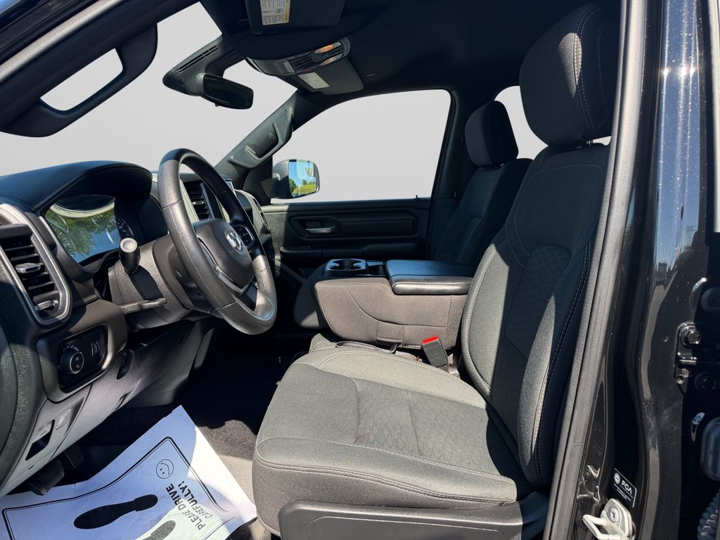 2025 Ram 1500 Tradesman - 9