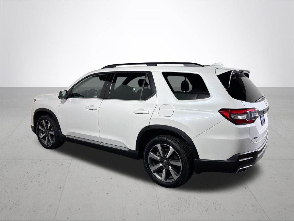 2024 Honda Pilot Touring