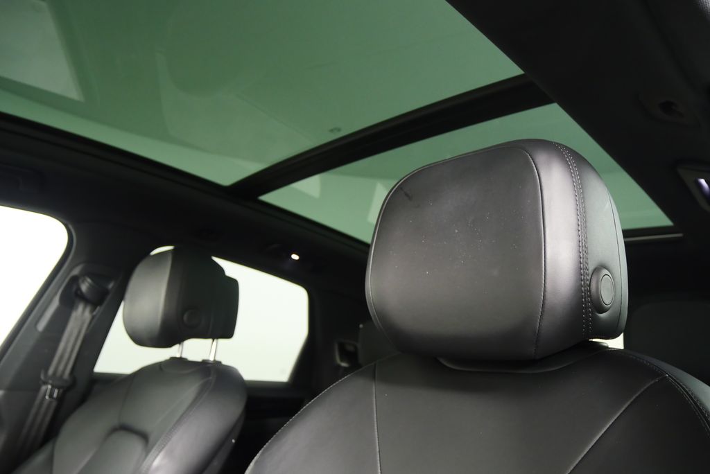 2019 Porsche Cayenne Base 11