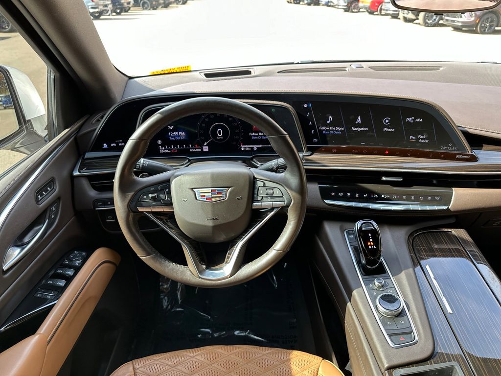 2021 Cadillac Escalade Premium Luxury 9