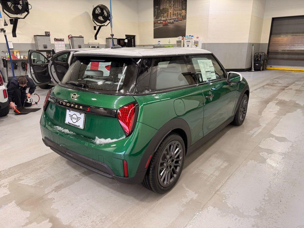 Thumbnail: 2026 MINI Cooper - 6