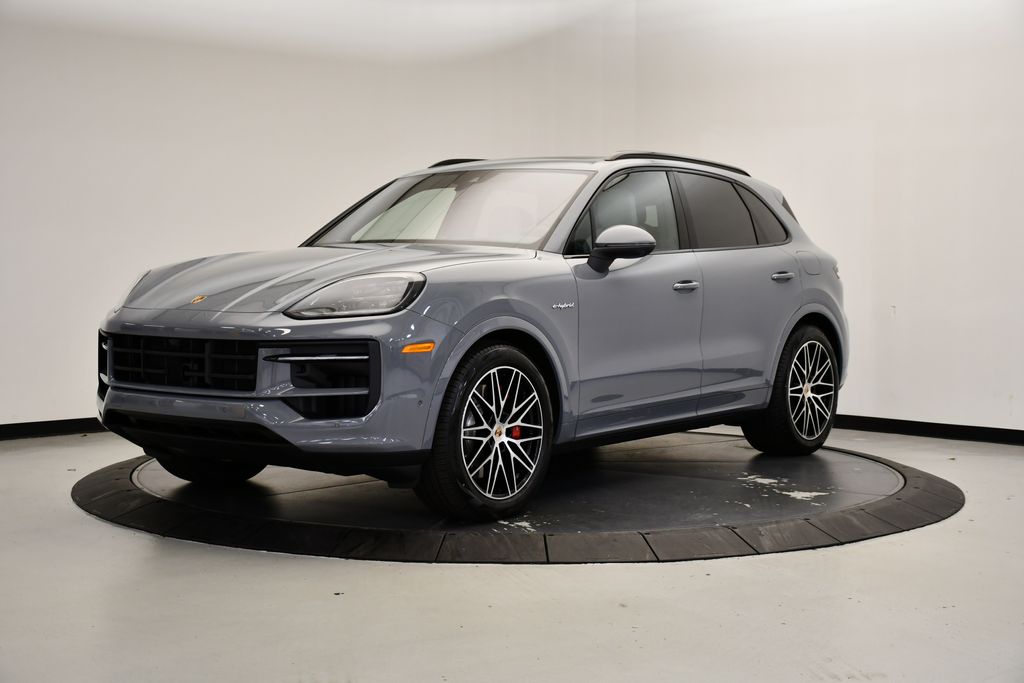 Thumbnail: 2026 Porsche Cayenne - 1