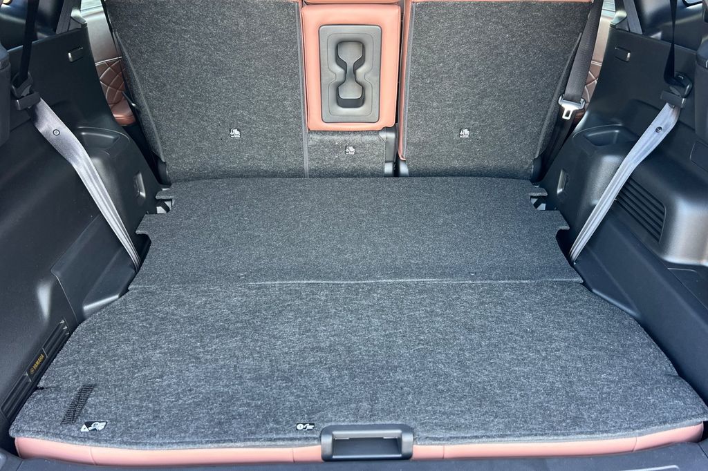 2026 Mitsubishi Outlander SEL - Photo 17