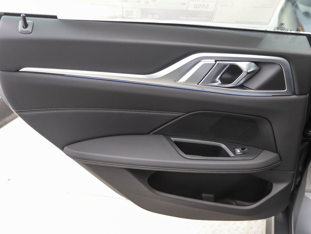 Thumbnail: 2025 BMW i4 - 21