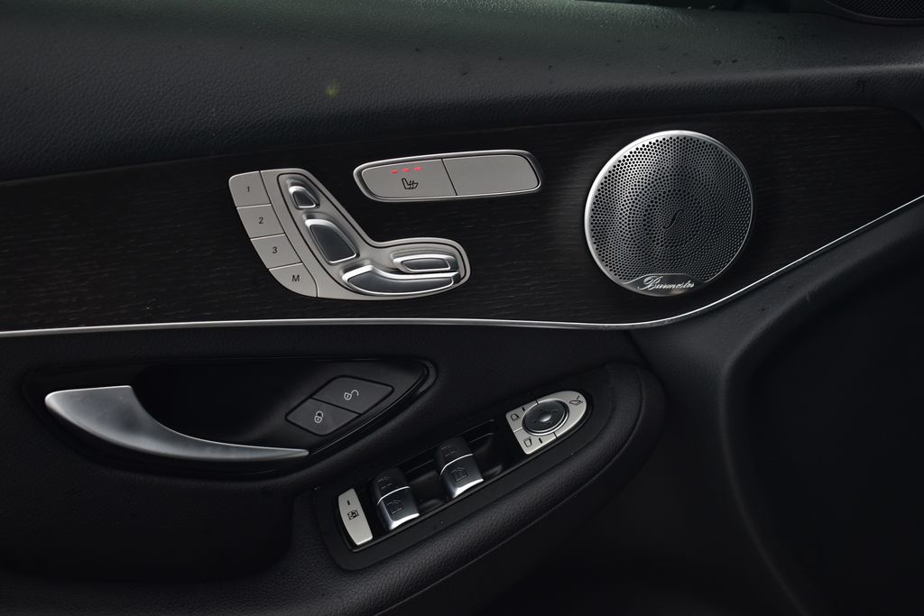 Thumbnail: 2020 Mercedes-Benz GLC - 12