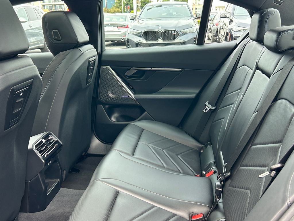 Thumbnail: 2026 BMW 5 Series - 30