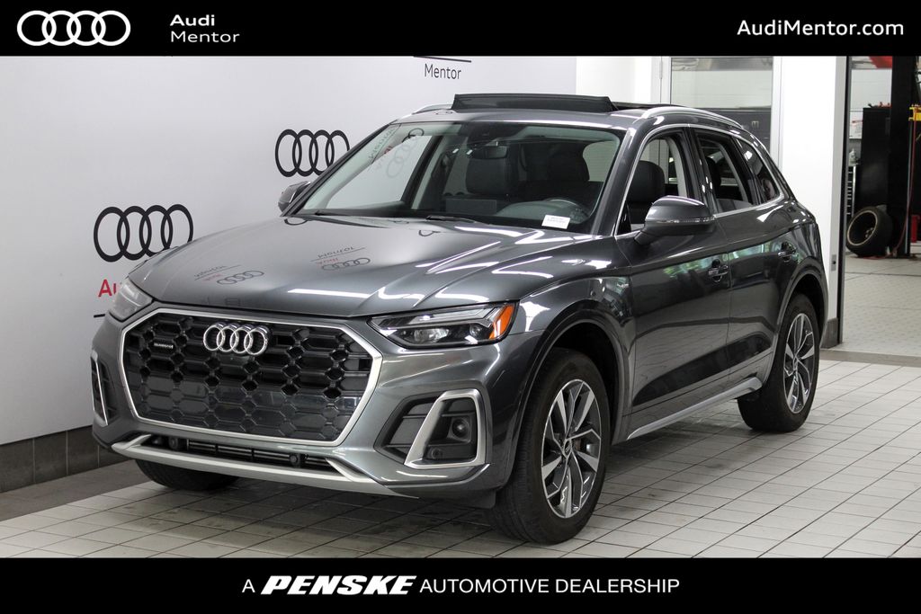 Thumbnail: 2022 Audi Q5 - 1