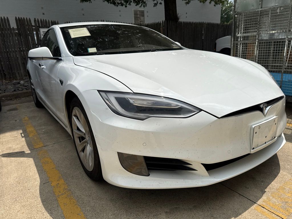 Thumbnail: 2016 Tesla Model S - 2