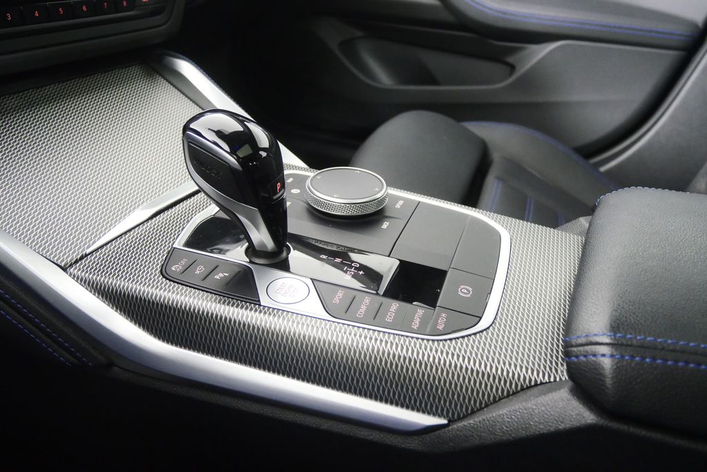 Thumbnail: 2022 BMW 4 Series - 25