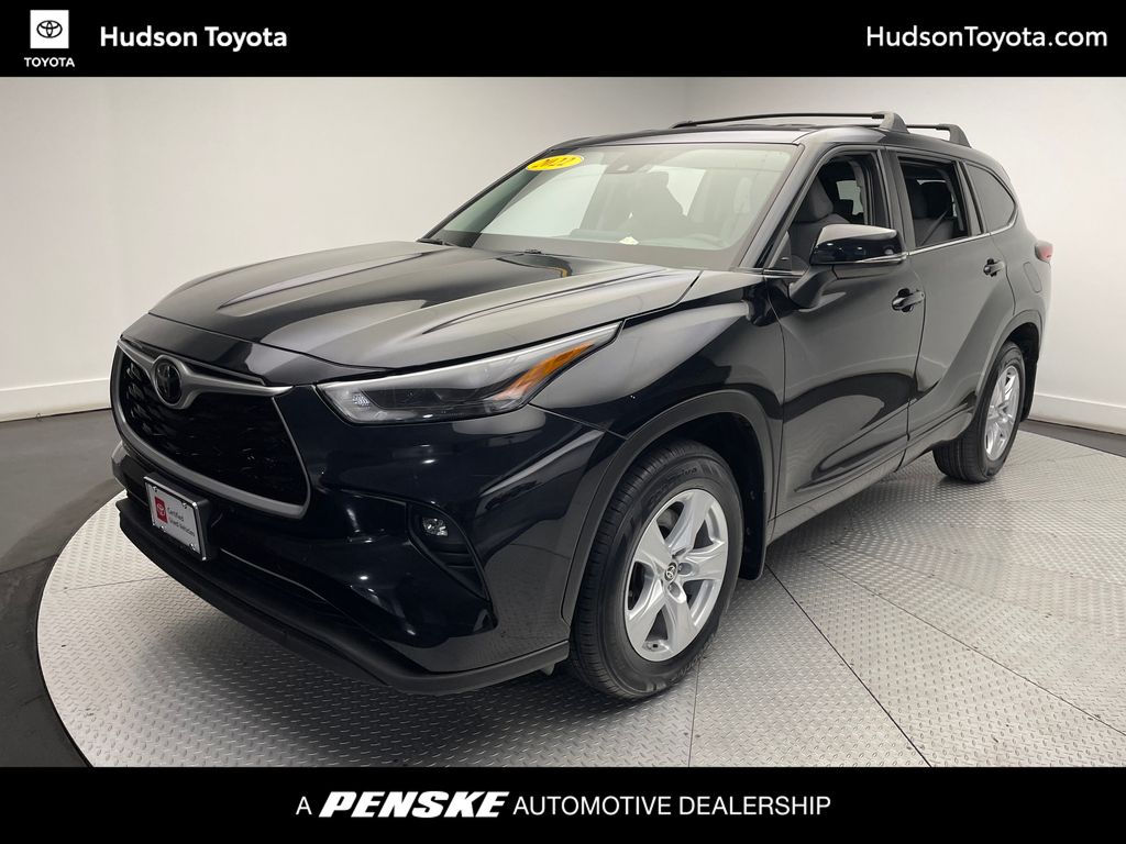 Thumbnail: 2022 Toyota Highlander - 1