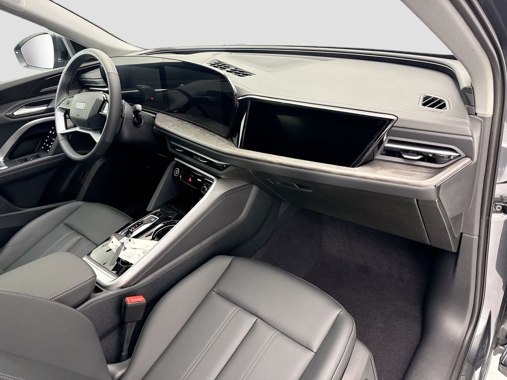Thumbnail: 2026 Audi Q5 - 16