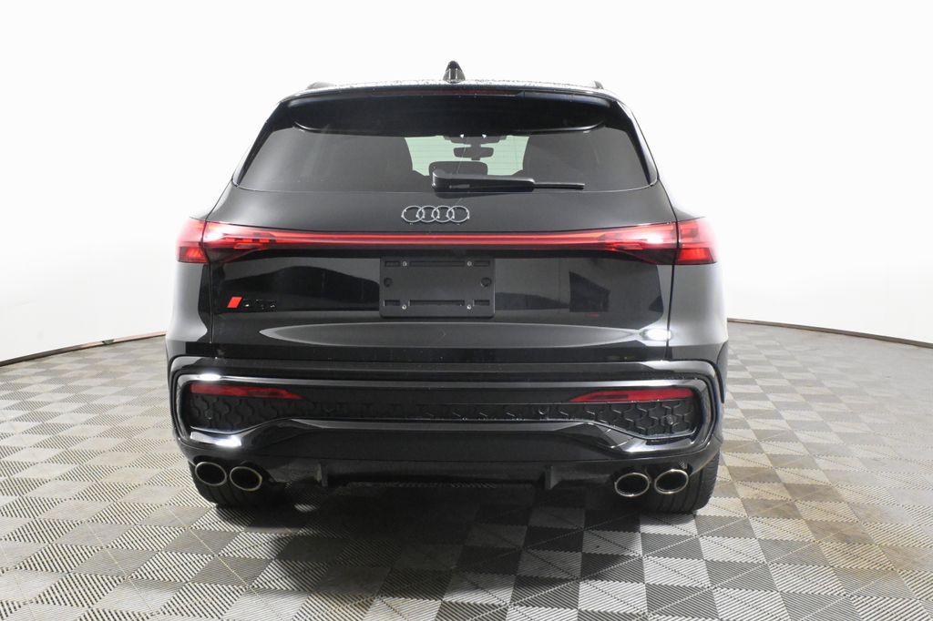 Thumbnail: 2026 Audi SQ5 - 6