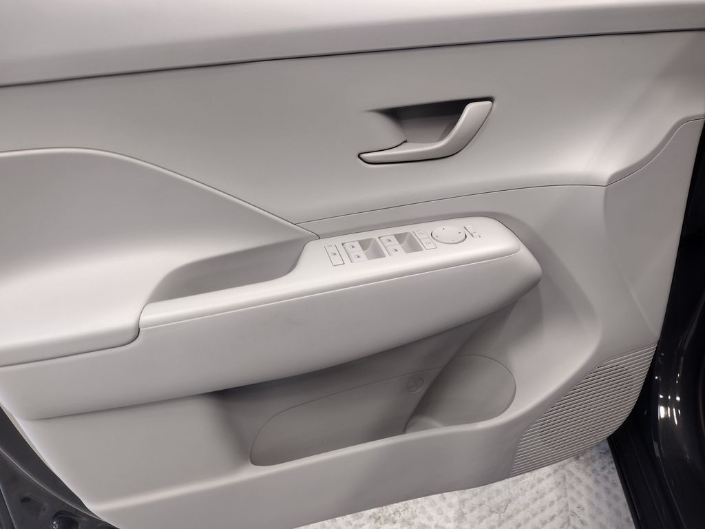 2024 Hyundai Kona Electric SEL