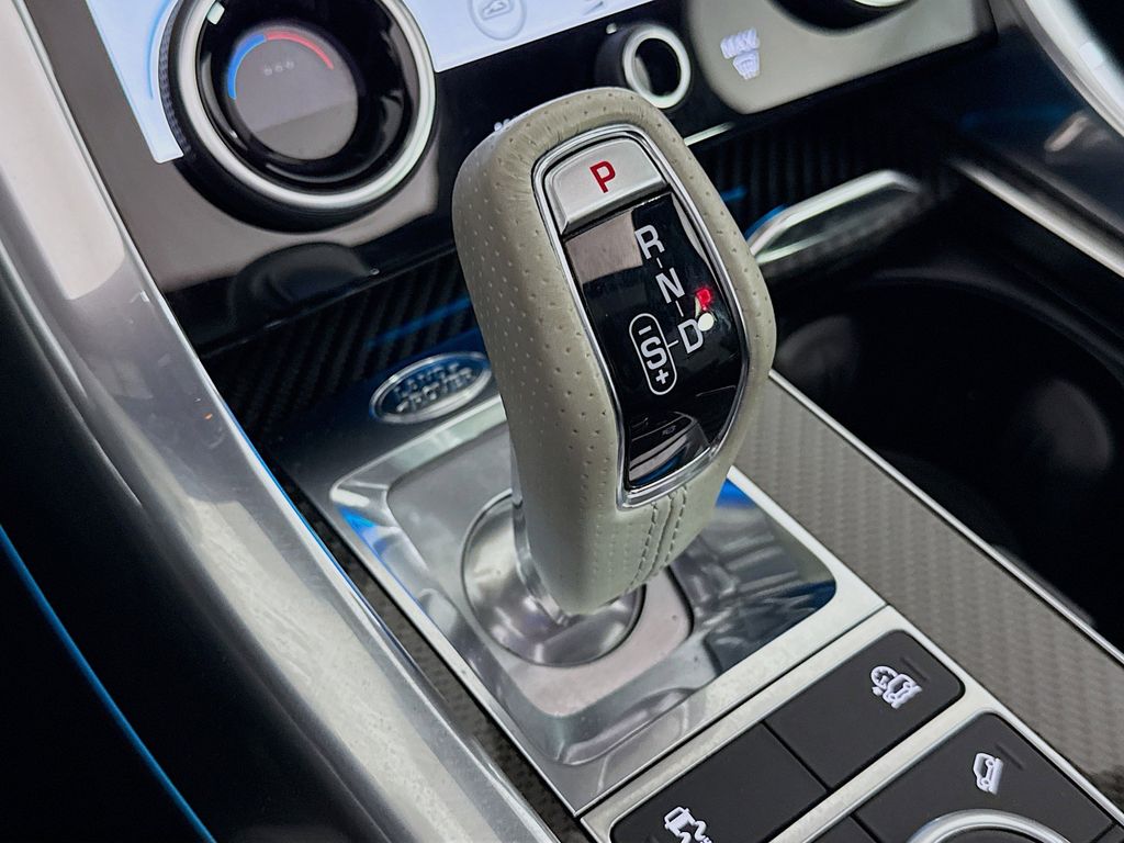Thumbnail: 2022 Land Rover Range Rover Sport - 17