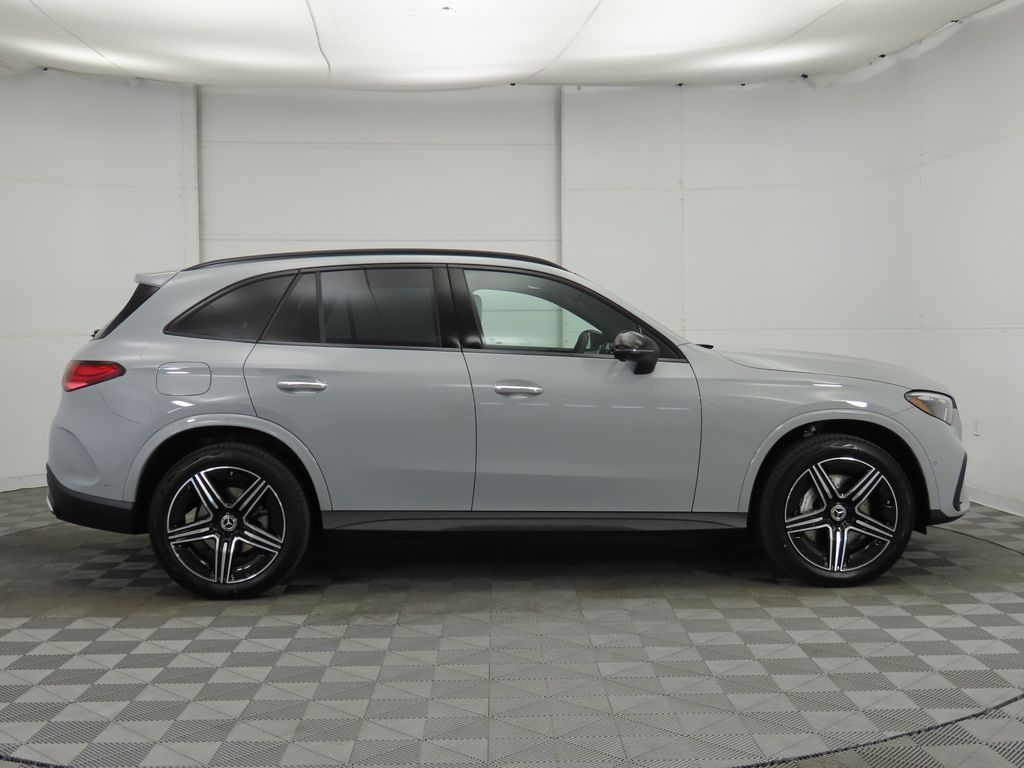 2025 Mercedes-Benz GLC 300 4