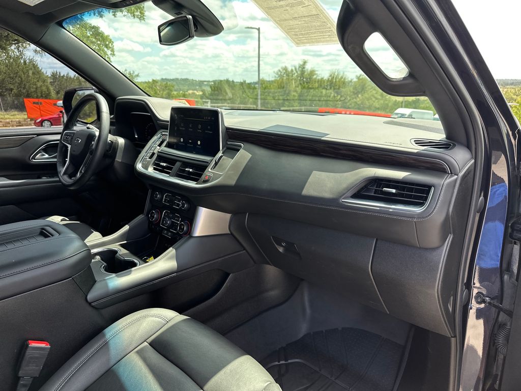 Used Car 2022 Chevrolet Suburban  Z71 For Sale Under $50,000 In Austin, Texas