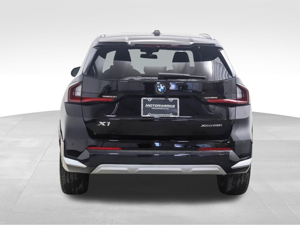 Thumbnail: 2026 BMW X1 - 4