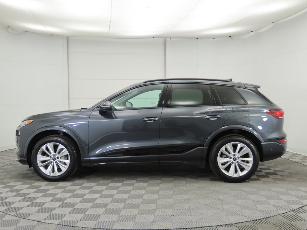 2025 Audi Q6 e-tron Premium 8