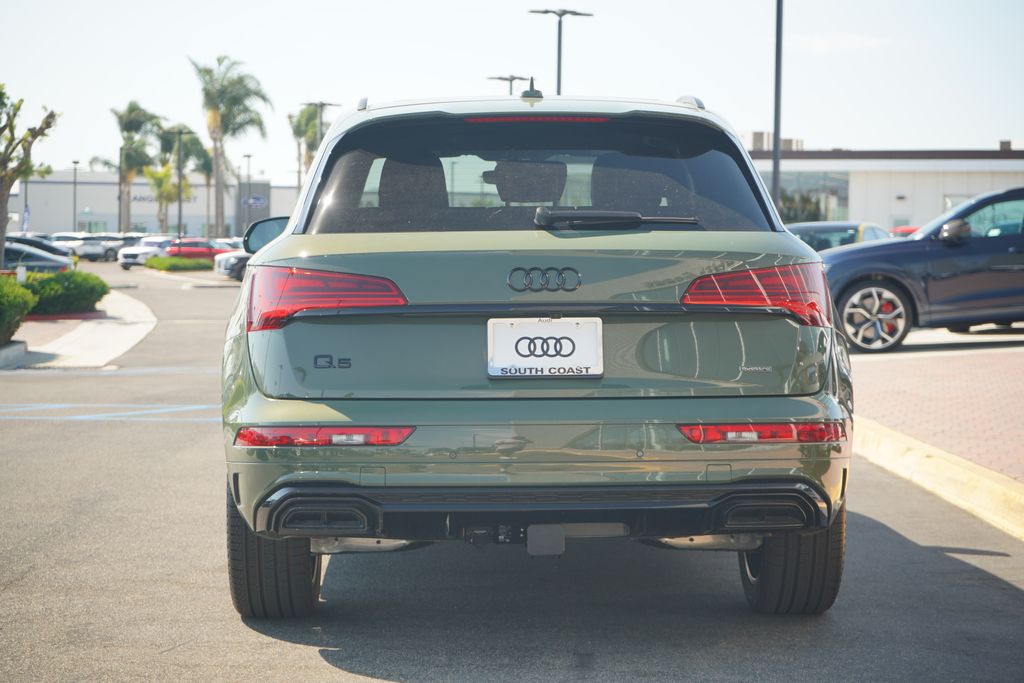 2024 Audi Q5 e  4