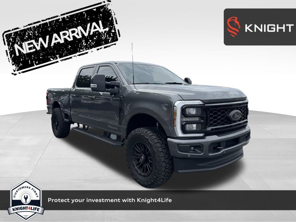 Carbonized Gray Metallic 2026 Ford F-250 Super Duty Lariat Crew Cab 4WD Pickup Truck Four-Wheel Drive Automatic