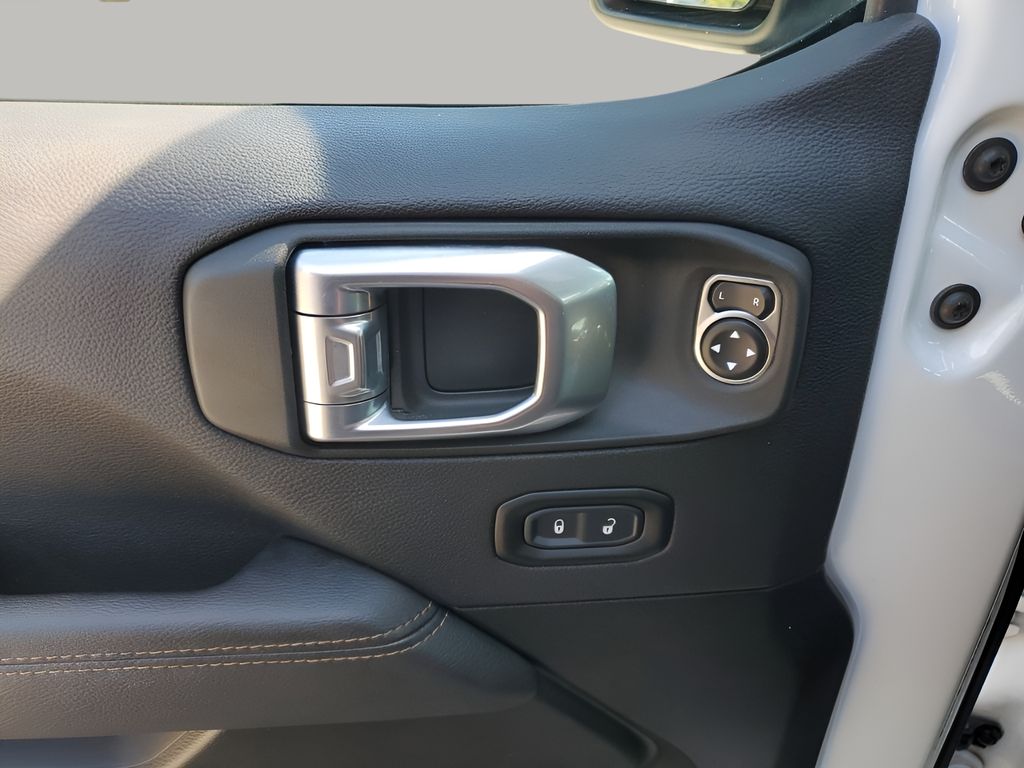 Used Car 2022 Jeep Gladiator  High Altitude For Sale Under $40,000 In Austin, Texas